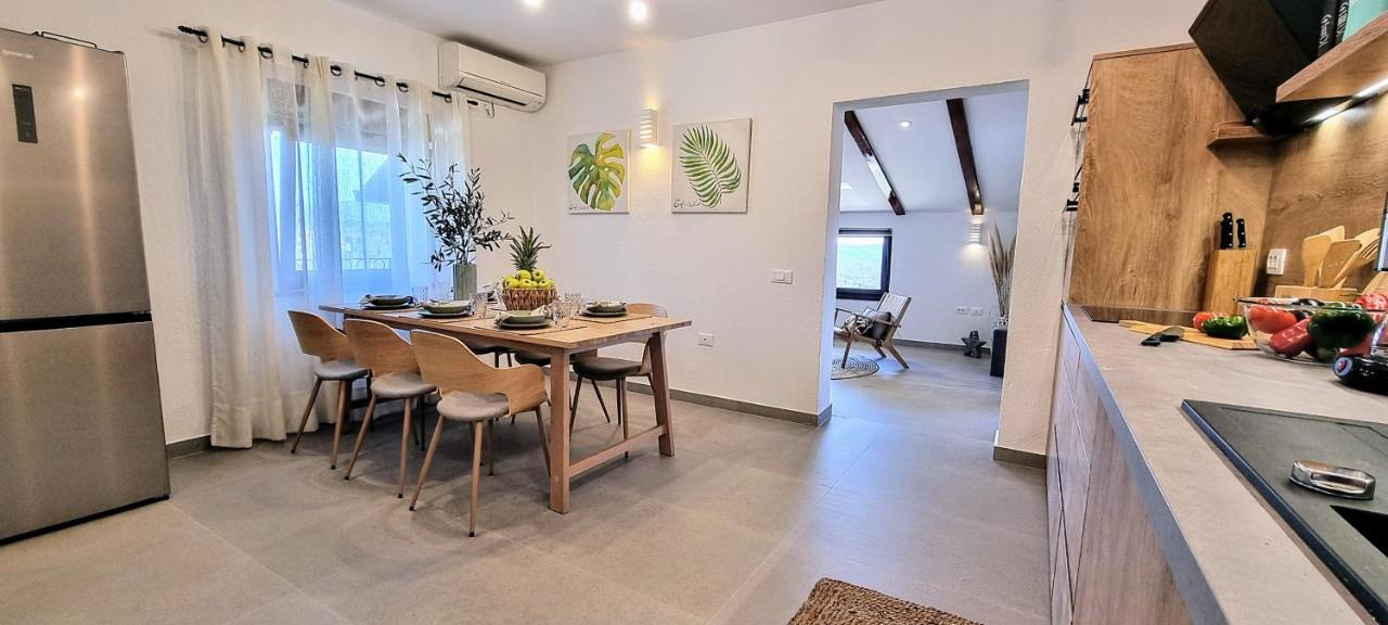Home Andrea With Infinity Salty Pool Roč エクステリア 写真